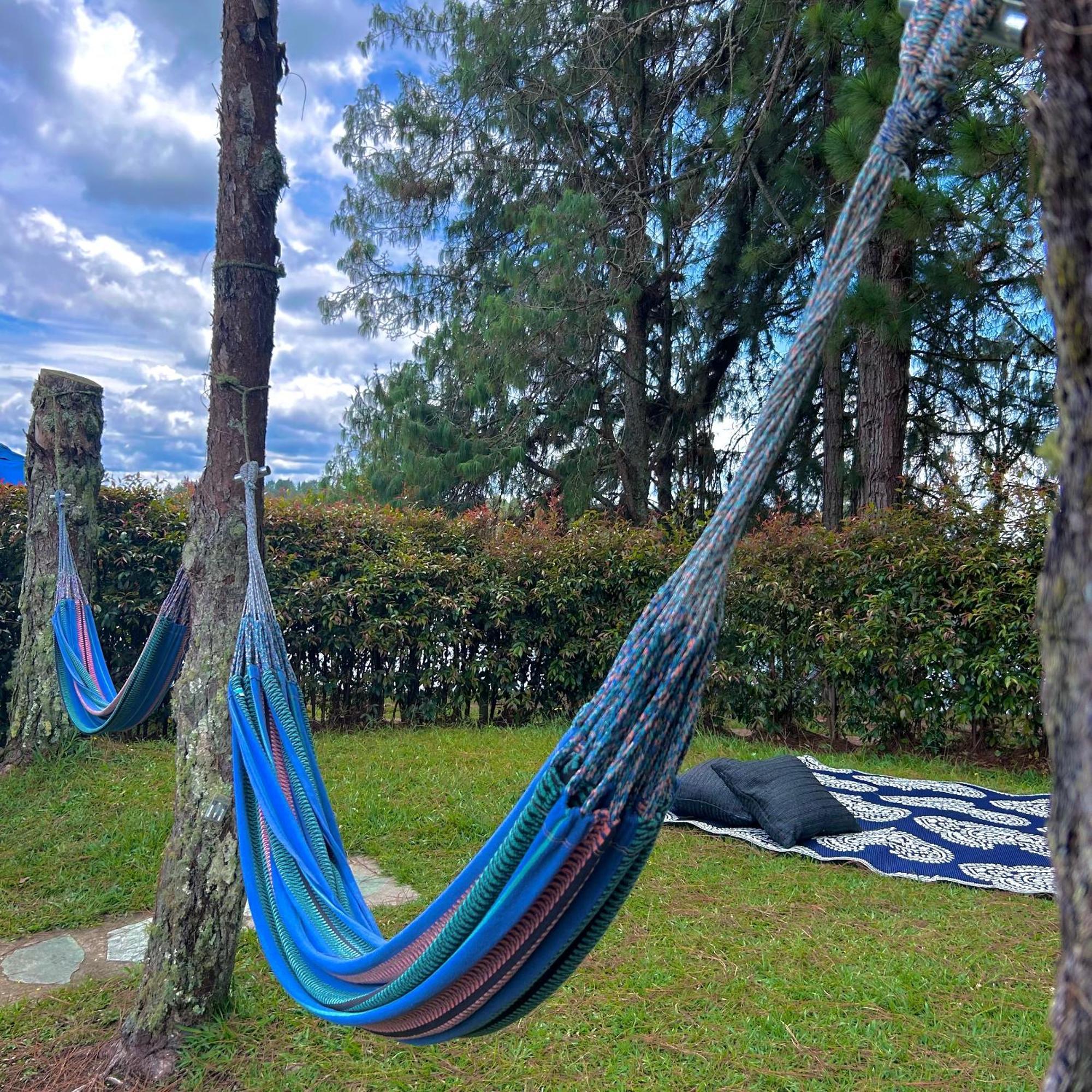 El Trebol Guest House Guatape Exterior photo